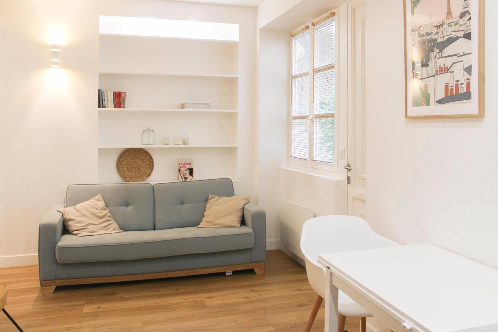 Comfortable Cocoon Close To Montmartre Appartamento Parigi